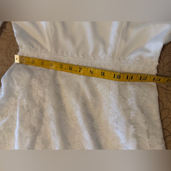 VTG 70s Handmade White Lace “Gunne” Style Prairie Cottage Maxi Wedding Dress, S - Picture 13 of 16